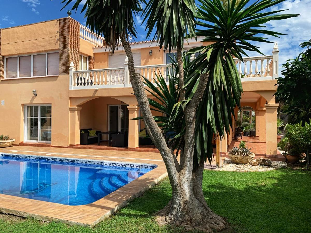 Beach Villa Costanera In Marbella Eksteriør bilde