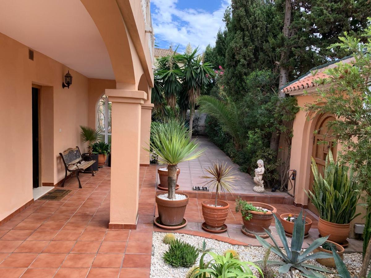 Beach Villa Costanera In Marbella Eksteriør bilde